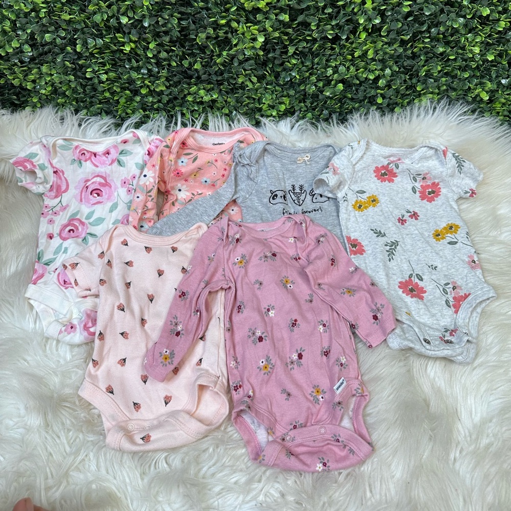 Baby girl Floral and Patterned Baby Onesies‎ Set